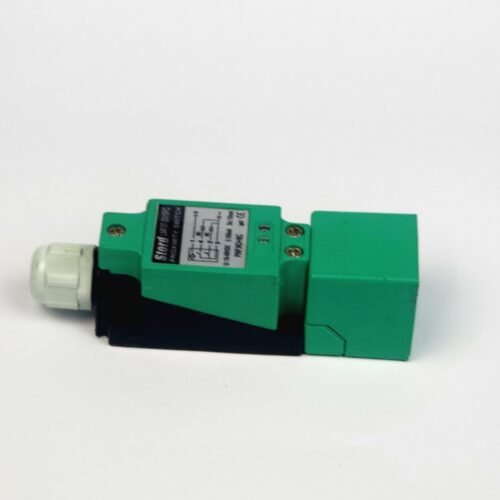 Stord LMF37-3015PC Kübik Endüktif Yaklaşım Sensörü (15mm Algılama / PNP NO+NC) – Van de Wiele Uyumlu