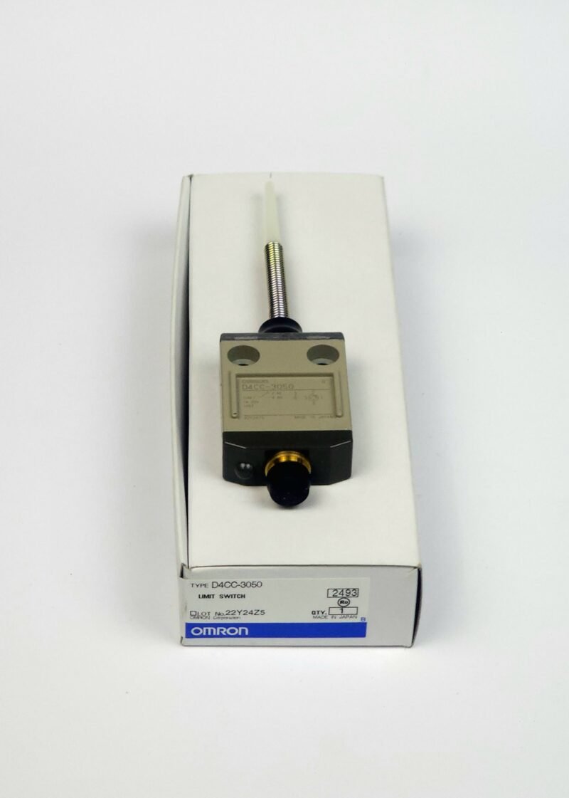 Omron D4CC-3050 Esnek Yaylı Limit Switch (IP67 / M12 Soketli) – Van de Wiele Uyumlu