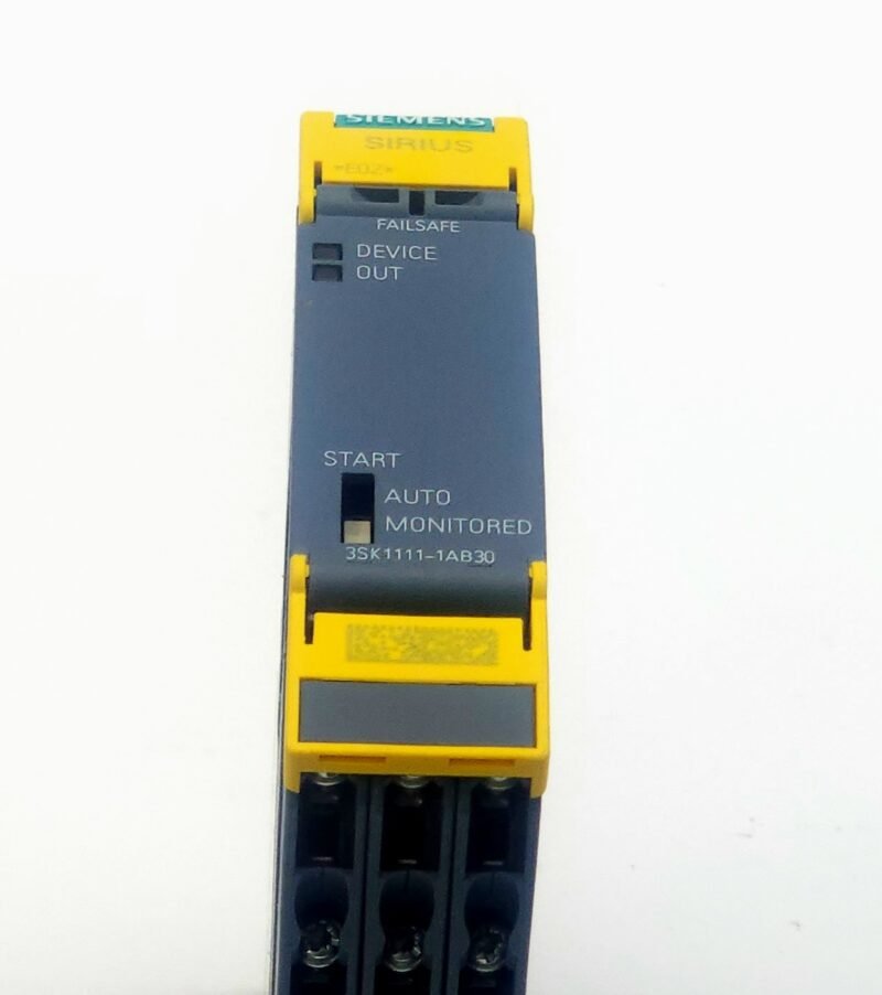 Siemens SIRIUS 3SK1111-1AB30 Emniyet Rölesi – 24V AC/DC (Van de Wiele CRP & RCI Uyumlu)