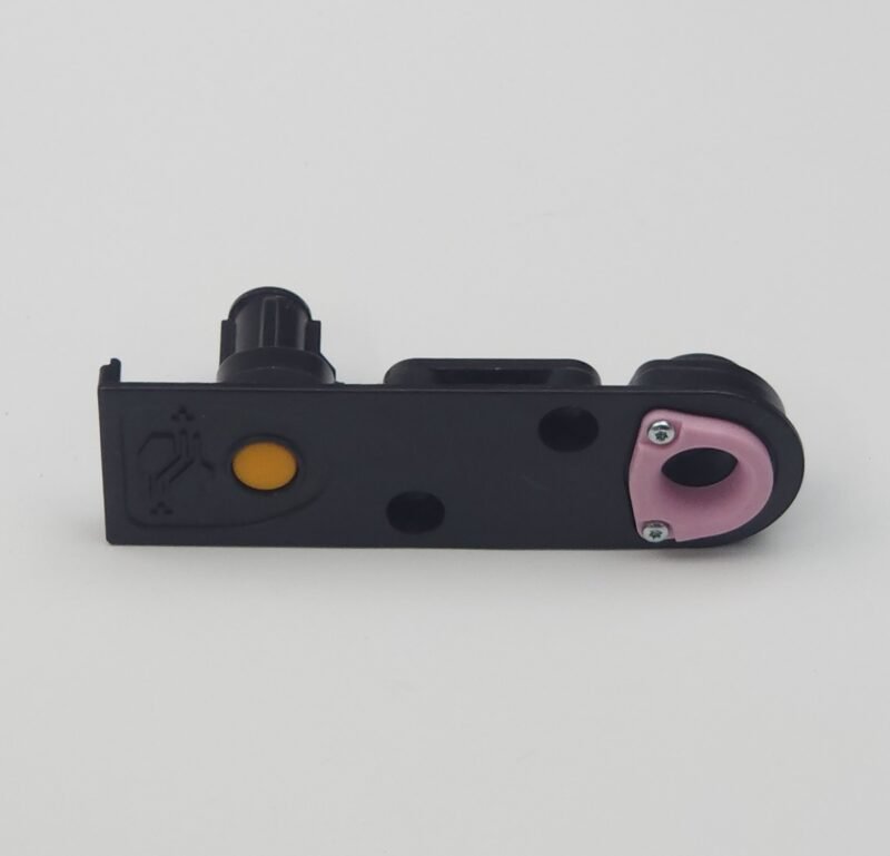20260904_182158 Van de Wiele X3 / ROJ Atkı Motoru Hava Aparatı / Seramik Kılavuzlu Pnömatik Blok – ROJ 24-0780 (ROJ Air Nozzle Block)